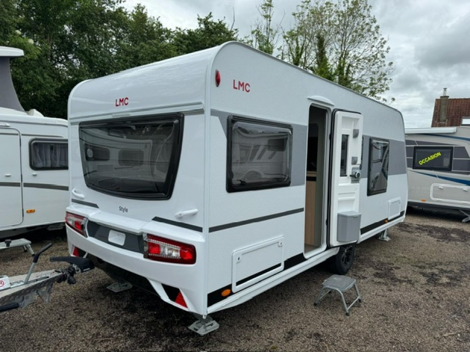 caravane LMC 450 D  STYLE modèle 2024